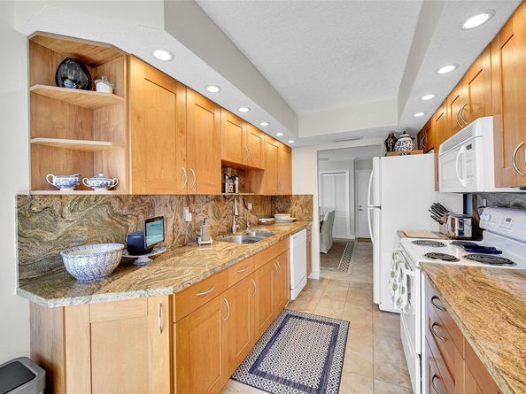531 N Ocean Blvd 1502, Pompano Beach FL 33062
