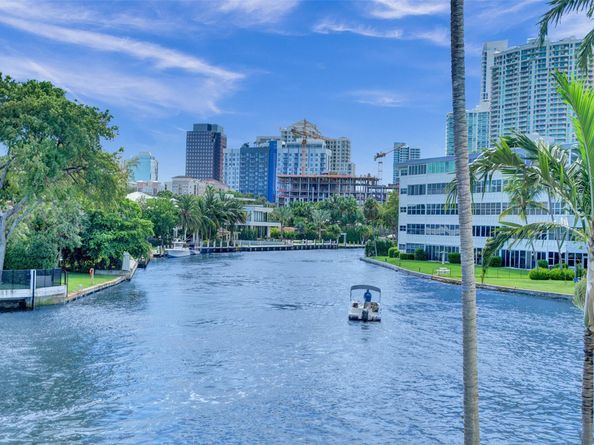 1000 SE 4 Street 220, Fort Lauderdale FL 33301