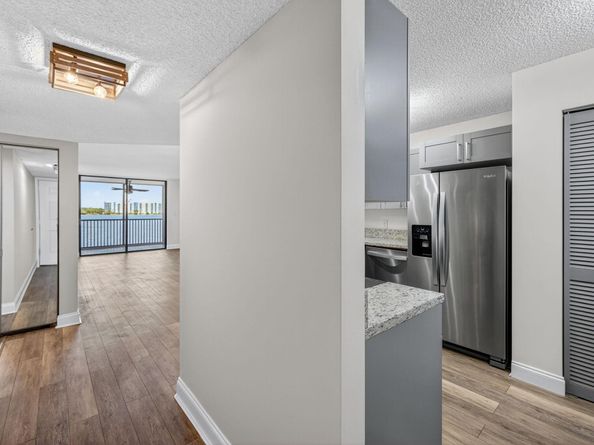 Undisclosed Address #RX-11117965, Oakland Park FL 33309