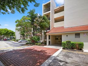 Undisclosed Address #RX-11117965, Oakland Park FL 33309