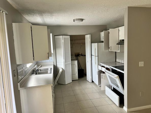 332 Fleming Avenue, Greenacres FL 33463