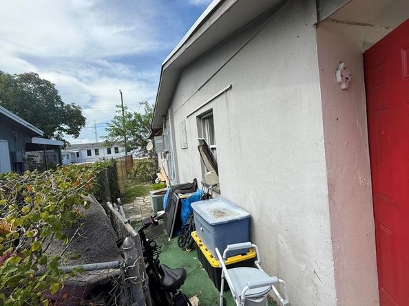 503 NW 9th Avenue, Boynton Beach FL 33435