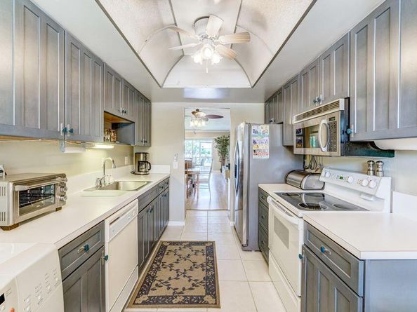 1160 Sugar Sands Boulevard 403 1st Fl, Singer Island FL 33404