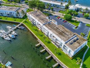 1160 Sugar Sands Boulevard 403 1st Fl, Singer Island FL 33404