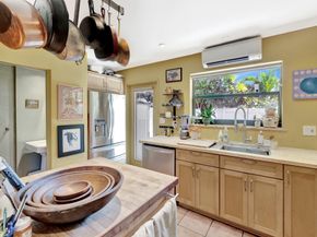 1401-1403 NE 13th St, Fort Lauderdale FL 33304