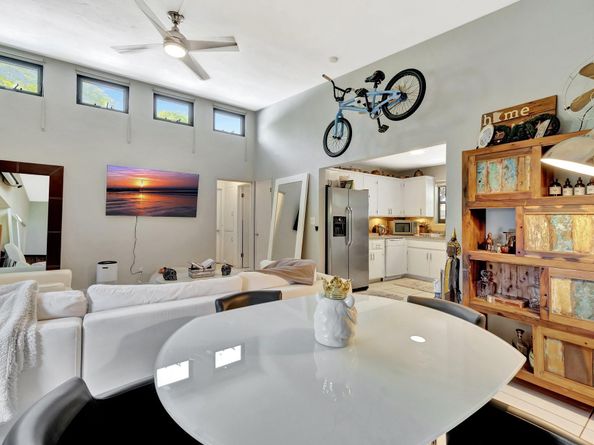 1401-1403 NE 13th St, Fort Lauderdale FL 33304