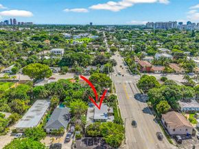 1401-1403 NE 13th St, Fort Lauderdale FL 33304