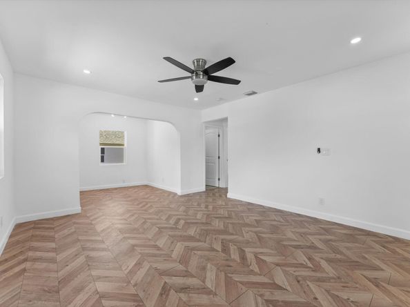1420 Lake Avenue, Lake Worth Beach FL 33460