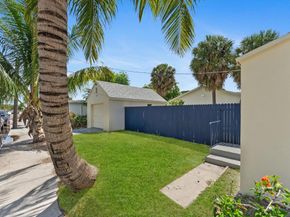 1420 Lake Avenue, Lake Worth Beach FL 33460