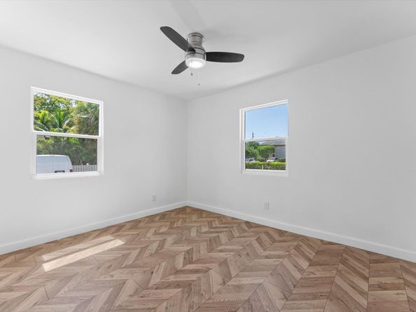 1420 Lake Avenue, Lake Worth Beach FL 33460