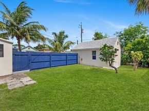 1420 Lake Avenue, Lake Worth Beach FL 33460