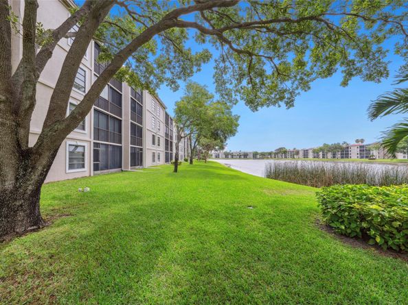 6269 Pointe Regal Cir 210, Delray Beach FL 33484