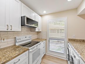 227 Brackenwood Terrace, Palm Beach Gardens FL 33418