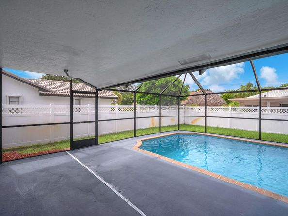 1288 NW 112th Way, Coral Springs FL 33071