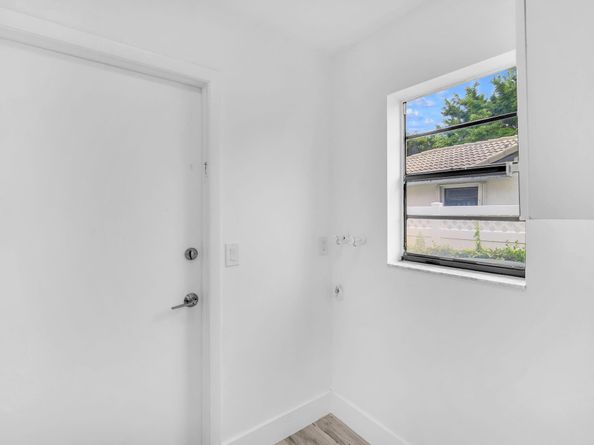 1288 NW 112th Way, Coral Springs FL 33071
