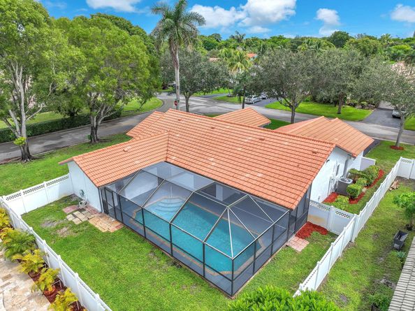 1288 NW 112th Way, Coral Springs FL 33071