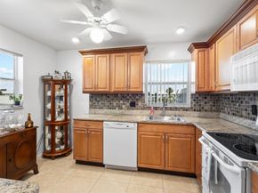 7 Colonial Club Drive 300, Boynton Beach FL 33435