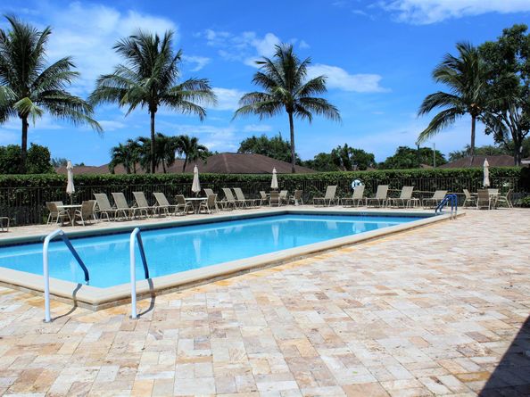 4260 Mango Tree Court B, Boynton Beach FL 33436