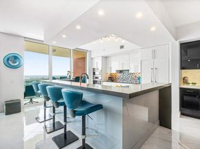2640 Lake Shore Drive 2307, Riviera Beach FL 33404