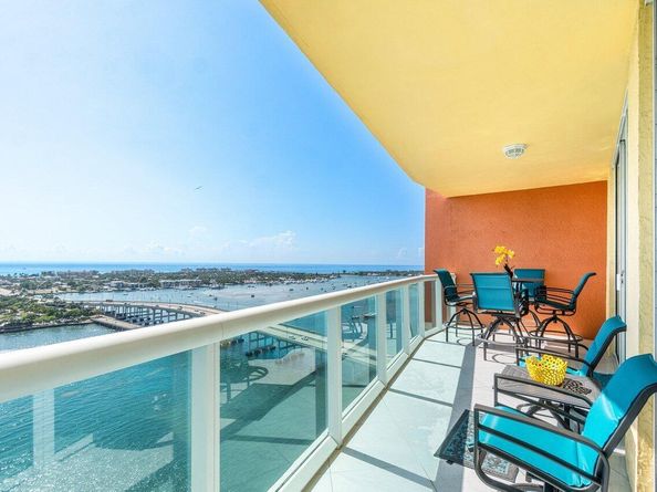 2640 Lake Shore Drive 2307, Riviera Beach FL 33404