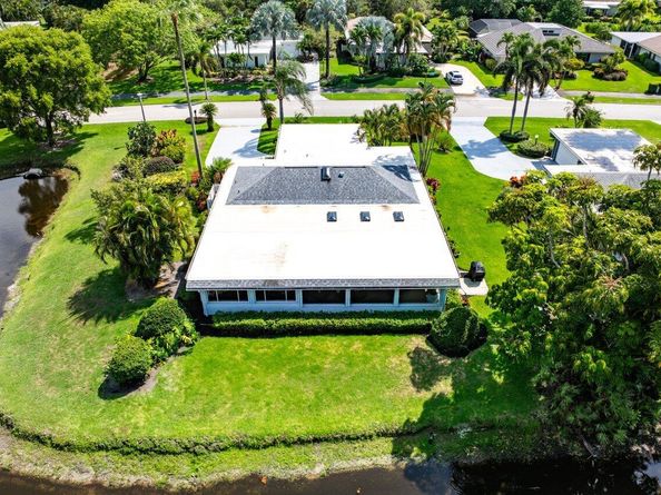 6689 Eastpointe Pines Street, Palm Beach Gardens FL 33418