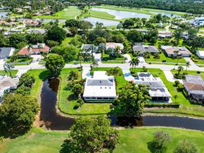 6689 Eastpointe Pines Street, Palm Beach Gardens FL 33418