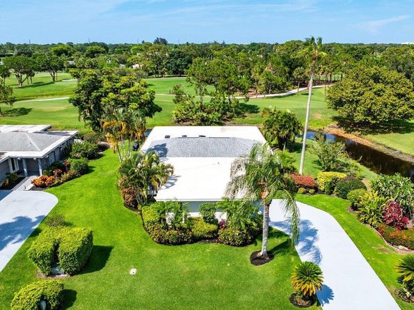 6689 Eastpointe Pines Street, Palm Beach Gardens FL 33418