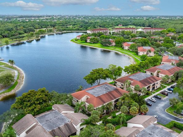 2850 Carambola Circle S 19121, Coconut Creek FL 33066