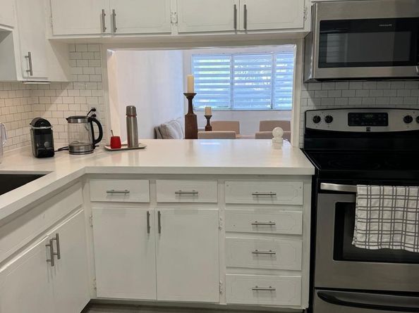 330 SE 2nd St F104, Hallandale Beach FL 33009