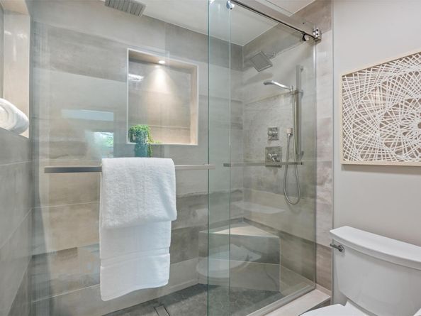 9804 NW 1st Ct 9804, Plantation FL 33324