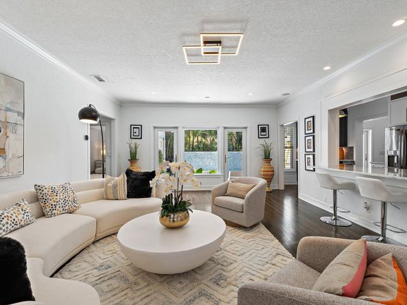 218 Avila Road, West Palm Beach FL 33405
