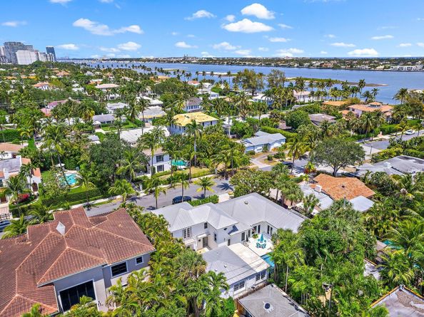 218 Avila Road, West Palm Beach FL 33405