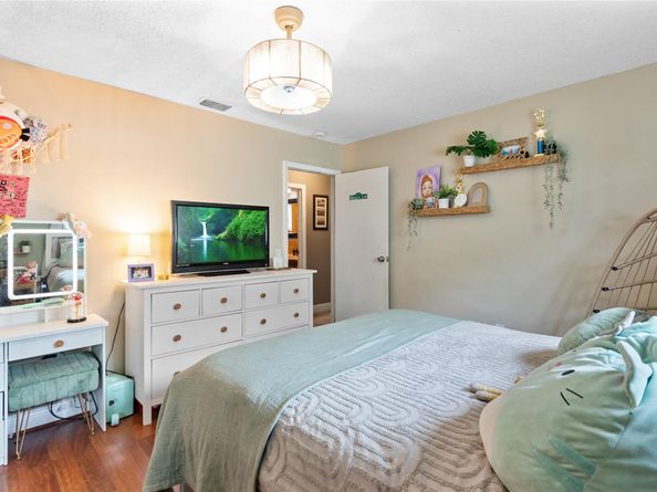 11520 NW 29th St, Sunrise FL 33323