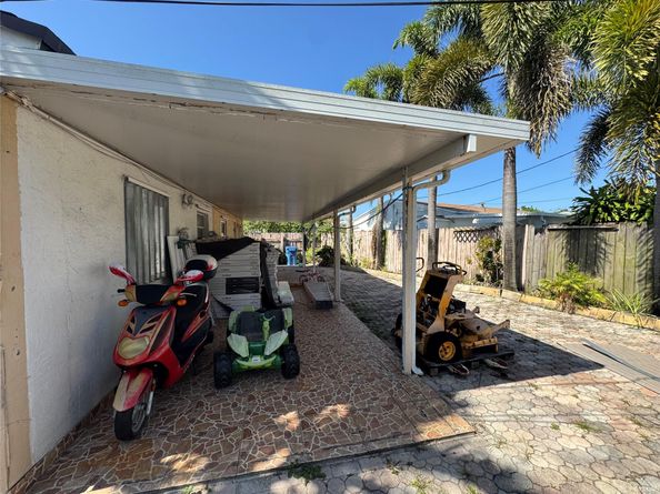 500 NE 59th St, Fort Lauderdale FL 33334
