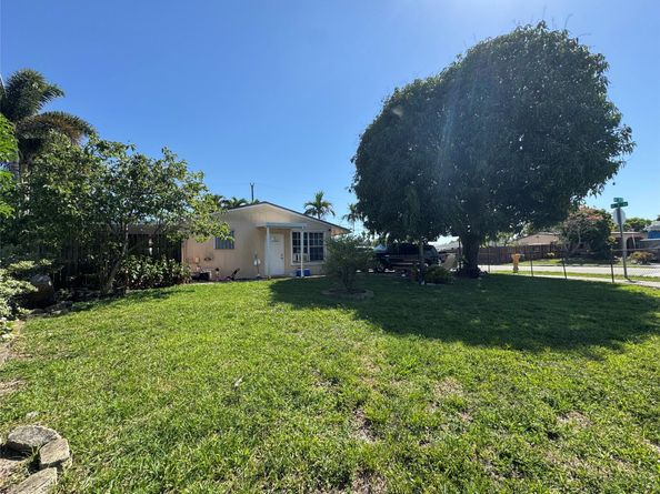500 NE 59th St, Fort Lauderdale FL 33334