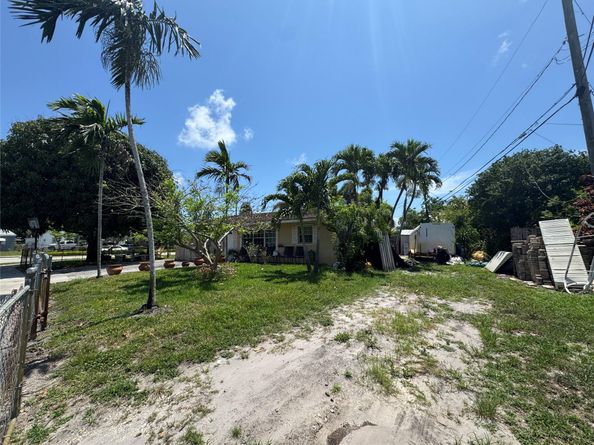500 NE 59th St, Fort Lauderdale FL 33334