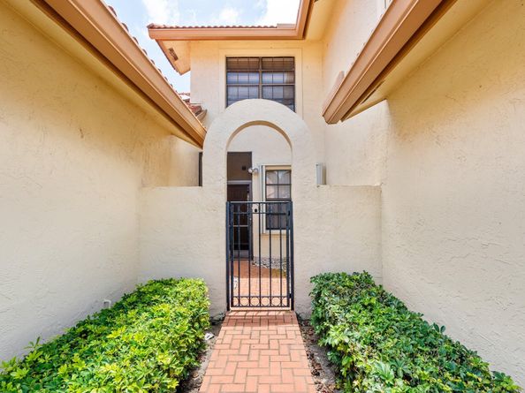 8316 Waterline Drive 103, Boynton Beach FL 33472