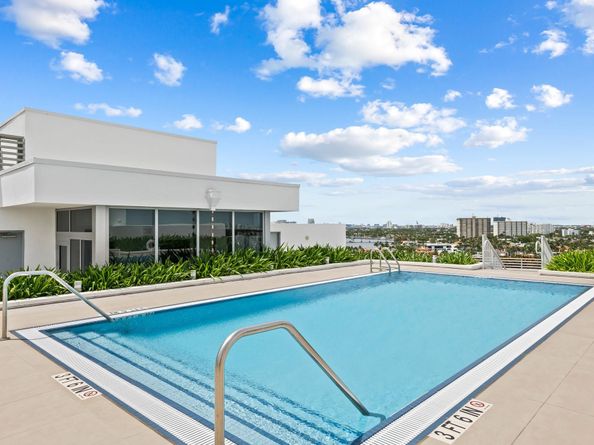 435 Bayshore Dr 702, Fort Lauderdale FL 33304