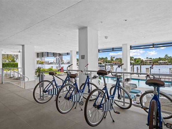 435 Bayshore Dr 702, Fort Lauderdale FL 33304