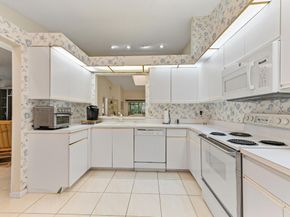 6040 Waldwick Circle, Delray Beach FL 33484