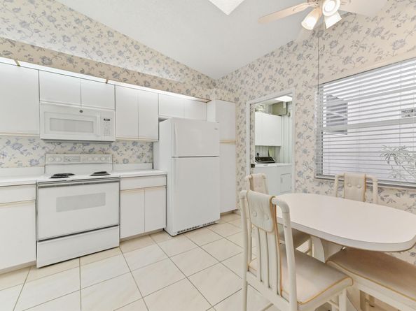 6040 Waldwick Circle, Delray Beach FL 33484