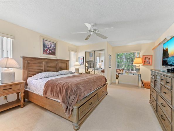 6040 Waldwick Circle, Delray Beach FL 33484