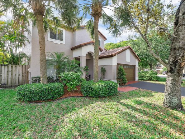 5490 NW 50th Ave, Coconut Creek FL 33073