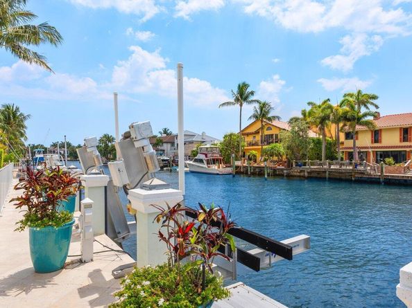 960 Dogwood Drive, Delray Beach FL 33483