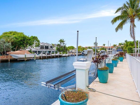 960 Dogwood Drive, Delray Beach FL 33483