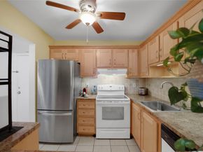 257 S Cypress Rd 401, Pompano Beach FL 33060