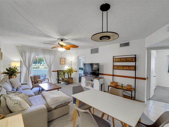 257 S Cypress Rd 401, Pompano Beach FL 33060