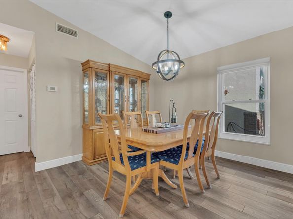555 Abingdon Way, Davie FL 33325