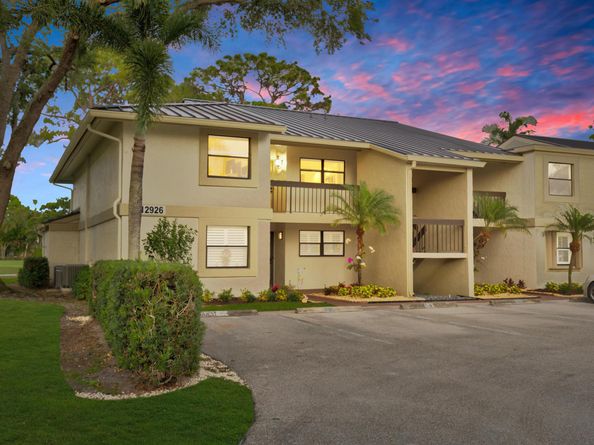 12926 Briarlake Drive 201, Palm Beach Gardens FL 33418