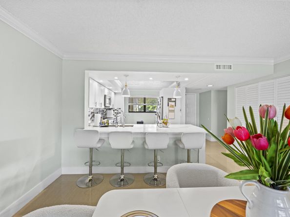 12926 Briarlake Drive 201, Palm Beach Gardens FL 33418